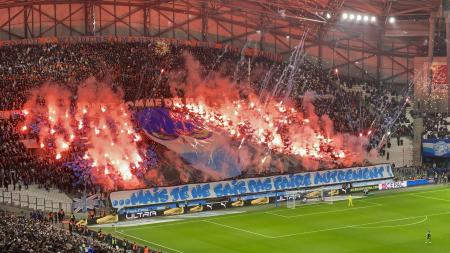 19-OM-LENS 28.jpg